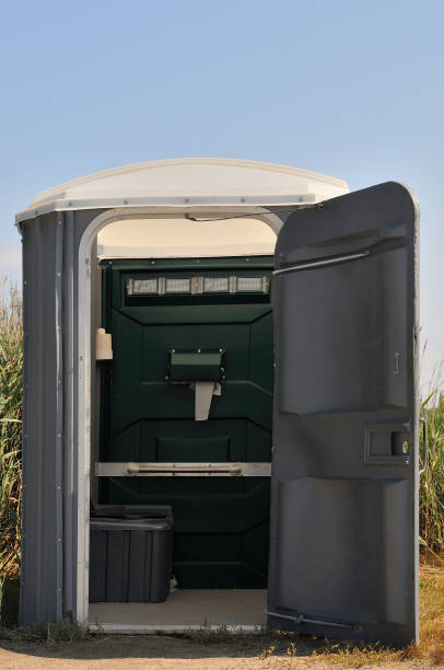 Best Best portable toilet rental  in Kewanee, IL