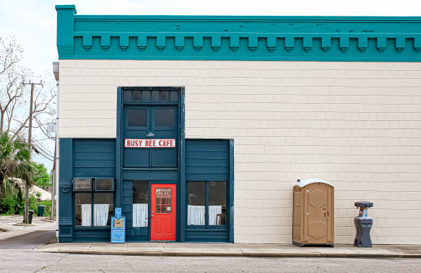 Best Emergency porta potty rental  in Kewanee, IL